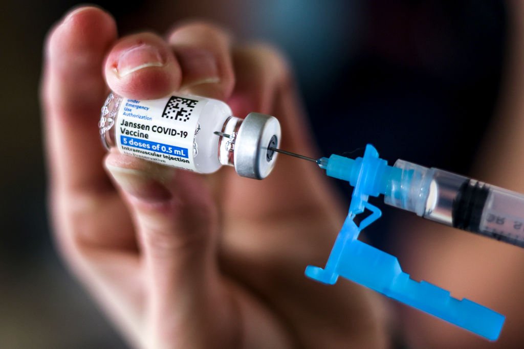 EUA reitera recomendação de uso da vacina da Johnson & Johnson