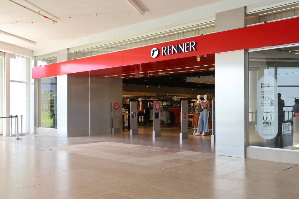 Renner lucra R$415,8 mi, com reabertura de lojas e mais compras on-line