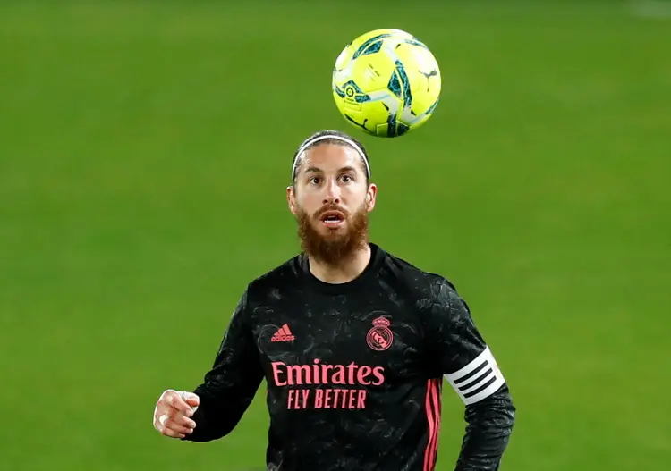 Sergio Ramos durante partida do Real Madrid contra o Elche pelo Campeonato Espanhol
em dezembro do ano passado.  (Juan Medina/Reuters)