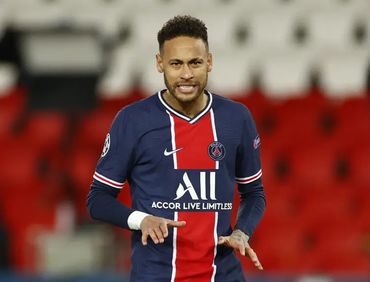 Neymar durante partida do Paris St Germain contra o Bayern de Munique pela Liga dos Campeões.  (Christian Hartmann/Reuters)