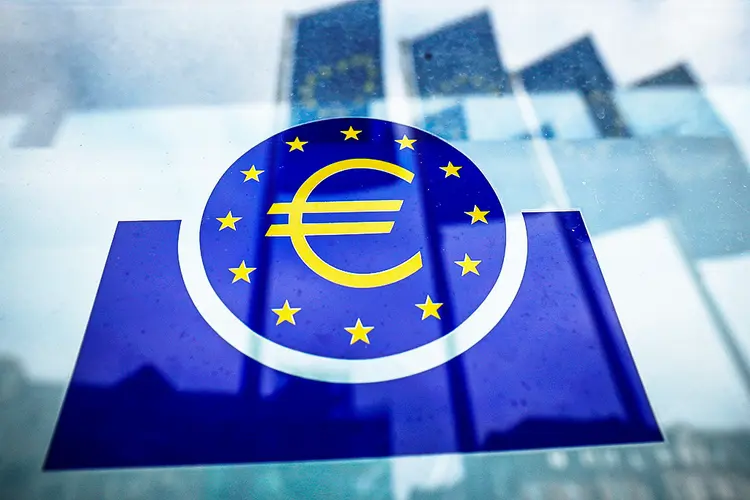 BCE: Em uma pequena mudança de postura, o BCE removeu uma cláusula que estipulava que seu próximo movimento de política monetária poderia ser em "qualquer direção" (Ralph Orlowski/Reuters)