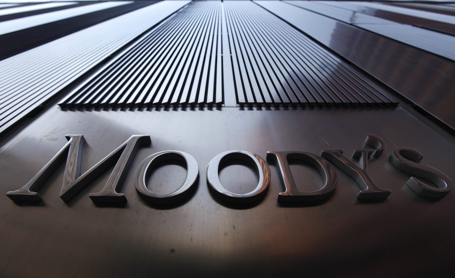 Moody's: Excluir gastos do teto é negativo para perfil de crédito do país