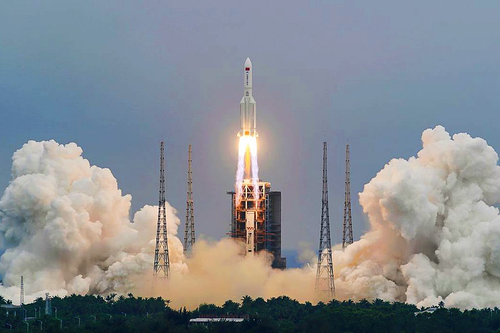China lança módulo principal de sua primeira estação espacial