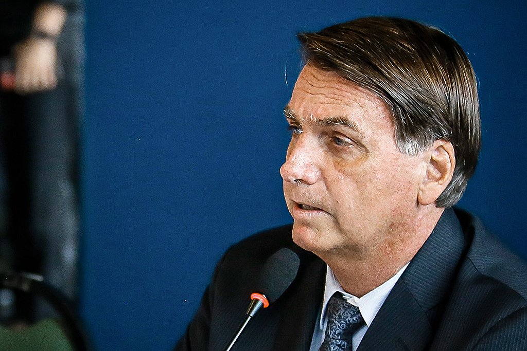 Bolsonaro deve ter alta em dois dias, diz médico do presidente