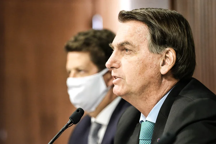 Bolsonaro: no evento, o presidente se comprometeu a ampliar a verba para fiscalização ambiental, alcançar a neutralidade climática até 2050 (Marcos Corrêa/PR/Flickr)