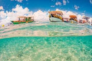 Tour boats at the Natural Pools or 'Gales'. Maragogi. Alagoas. Brazil