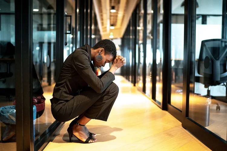 Uma relação doentia com o trabalho reduz a produtividade. (FG Trade/Getty Images)