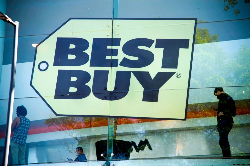 Best Buy: empresa está investindo em e-commerce (CLAUDIO CRUZ / Colaborador/Getty Images)