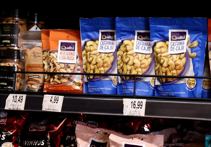 Supermercados lançam produtos com castanha de caju artesanal