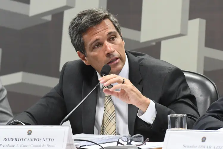 Campos Neto: ele também argumenta que a melhora das expectativas abre caminho para a redução dos juros (Marcos Oliveira/Agência Senado)