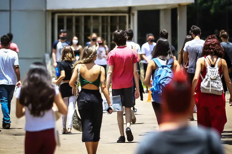 ENEM: prova se tornou uma das principais formas de ingresso no ensino superior (Marcello Casal Jr/Agência Brasil)