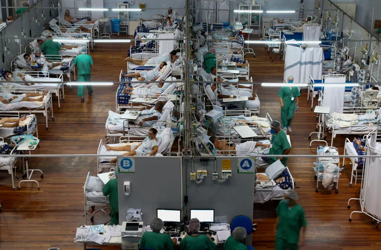 Vários pedidos de compra foram efetivados, mas hospital aguarda a entrega (MIGUEL SCHINCARIOL/AFP)