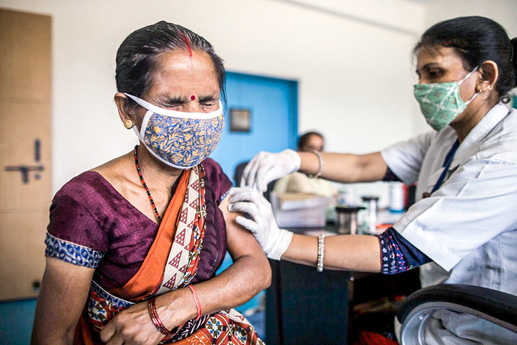 EUA enviarão insumos para a fabricação de vacinas contra covid na Índia