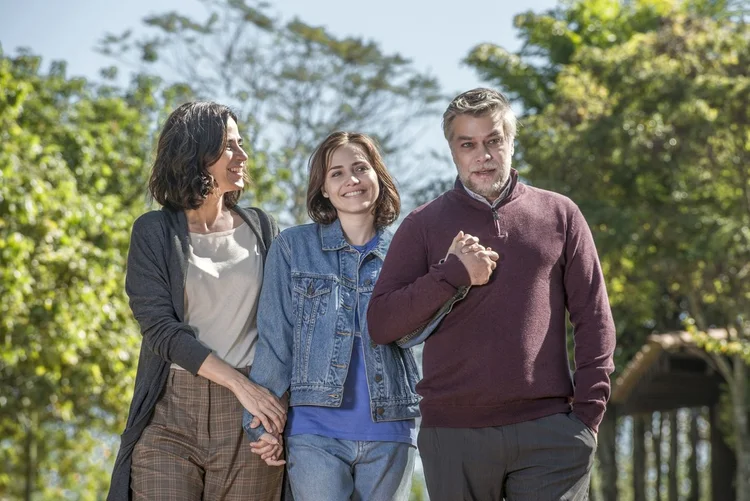 Os atores da série "Onde Está Meu Coração", Mariana Lima, Letícia Colin e Fábio Assunção (Fábio Rocha/Globo/Reprodução)