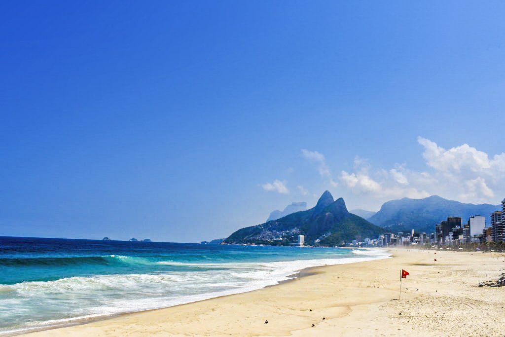 Prefeitura do Rio libera praias, parques e cachoeiras nos dias úteis