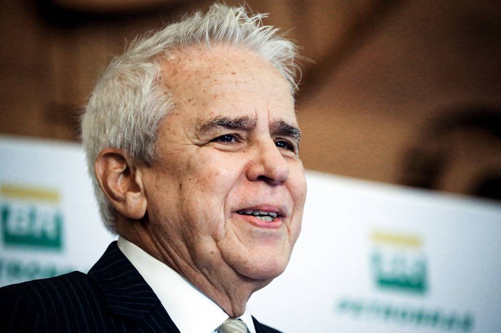 Acionistas da Petrobras se reúnem, e Castello Branco deixa comando hoje