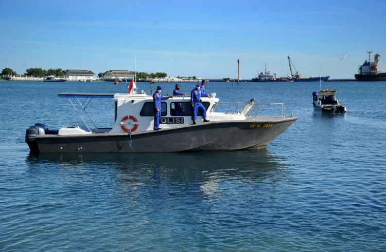 Buscas por submarino: após localização de destroços, autoridades confirmam que embarcação afundou (AFP/AFP)