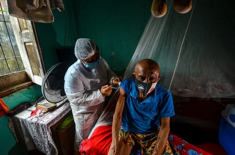 Vacinação no Pará: indicações de locais para vacina no Google cobrem 30 cidades brasileiras (Joao Paulo Guimaraes/AFP)