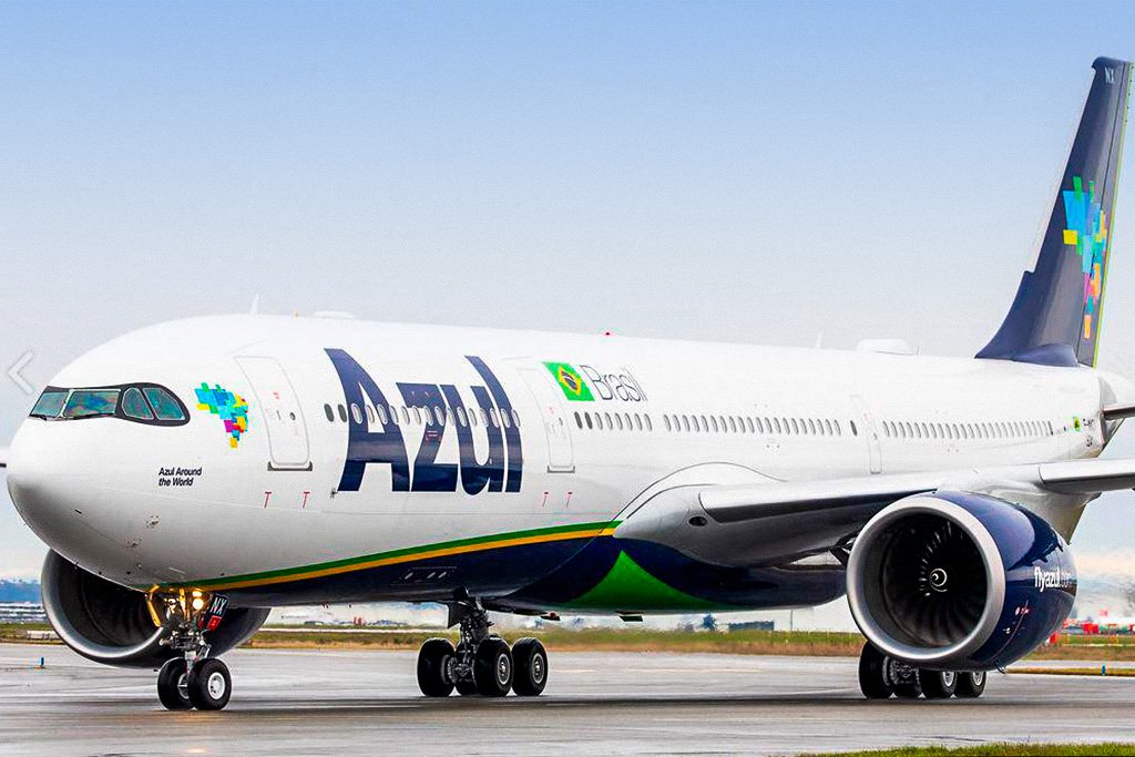 Azul vende passagens para os EUA com data para reabertura de fronteira