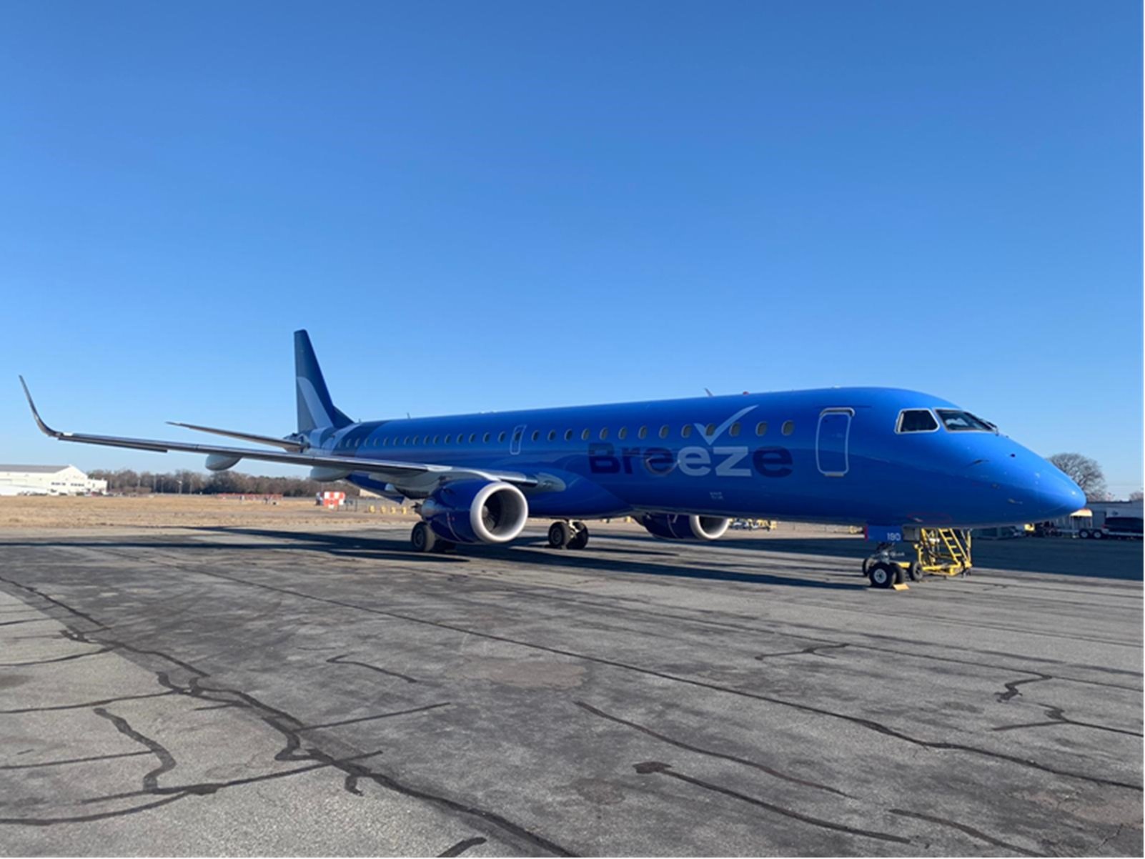 Companhia low-cost de fundador da Azul fecha acordo com Embraer