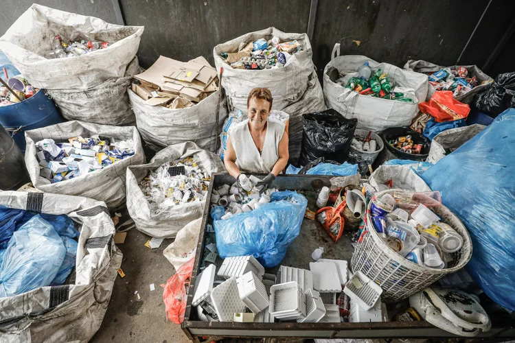 Brasil começa a implantar neste ano logística reversa para reciclagem de produtos eletrônicos e eletrodomésticos. (Rodolfo Buhrer/Divulgação)