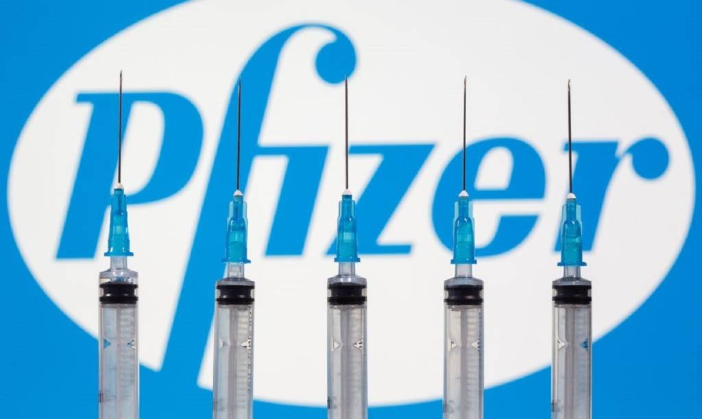 Pfizer: a logística de distribuição das vacinas da Pfizer foi montada levando em conta as suas condições de armazenamento (Dado Ruvic/Reuters/Agência Brasil)