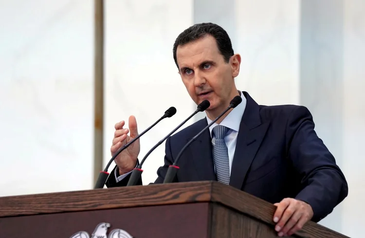 O presidente da Síria, Bashar al-Assad, sucedeu seu pai, que tomou o poder com um golpe em 1970 (SANA/Handout/Reuters)