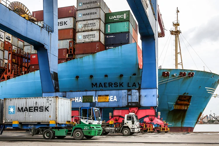 Navio e contêineres no Porto de Santos
23/09/2019
REUTERS/Amanda Perobelli (Amanda Perobelli/Reuters)