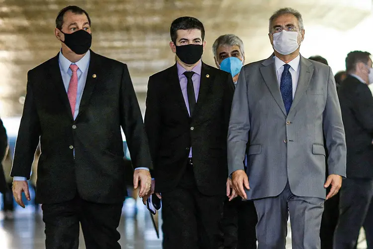 Senadores Omar Aziz, Randolfe Rodrigues e Renan Calheiros, presidente, vice e relator da CPI da Covid, no Senado (Adriano Machado/Reuters)