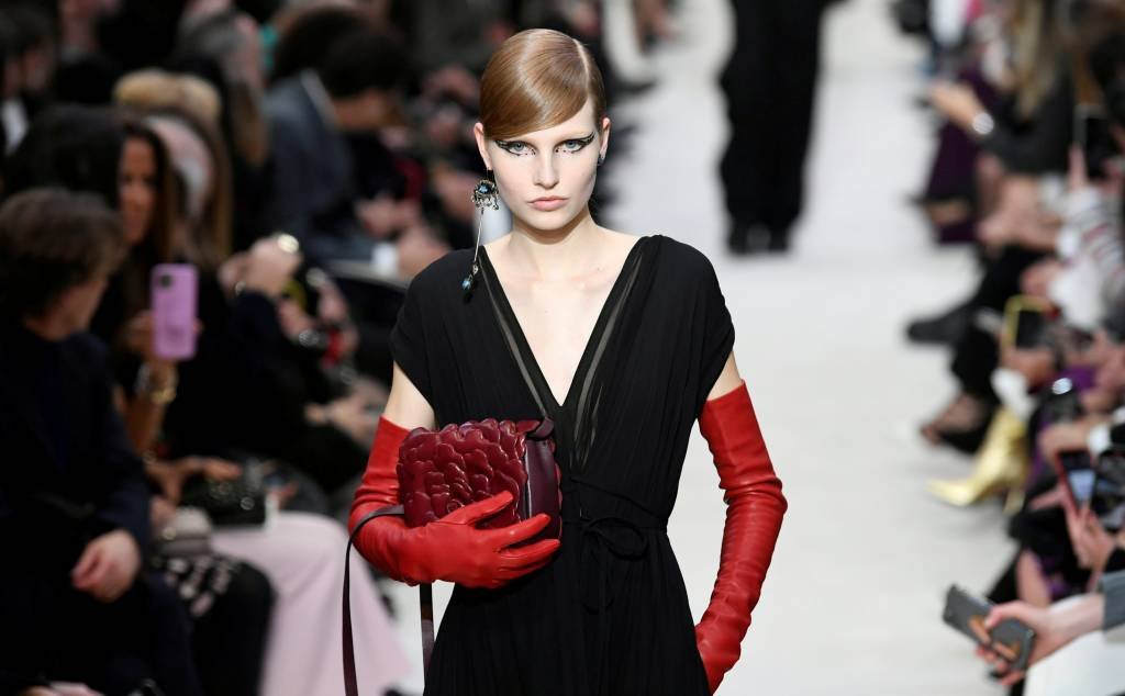 Valentino vai banir uso de peles e focar em marca principal