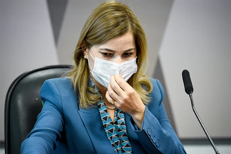 Secretária de Gestão do Trabalho e da Educação na Saúde do Ministério da Saúde, Mayra Pinheiro, em depoimento à CPI da Covid (Jefferson Rudy/Agência Senado)