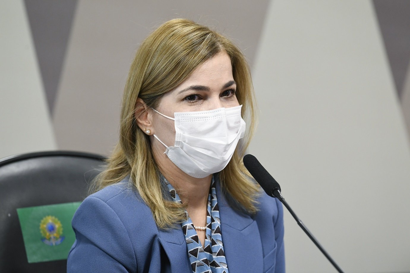 Capitã Cloroquina: secretária Mayra Pinheiro deixa Ministério da Saúde