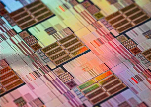 Imagem referente à matéria: EUA diz que tarifas sobre semicondutores provavelmente começarão 'em um mês ou dois'
