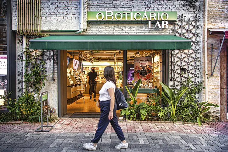 Fachada de loja do Boticário em São Paulo: rede está totalmente ingrada ao e-commerce (Leandro Fonseca/Exame)