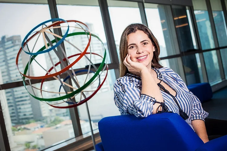 Cecília Dias, diretora sênior de marketing de alimentos da PepsiCo: empresa quer dar adeus ao plástico nos próximos anos (PepsiCo/Divulgação)