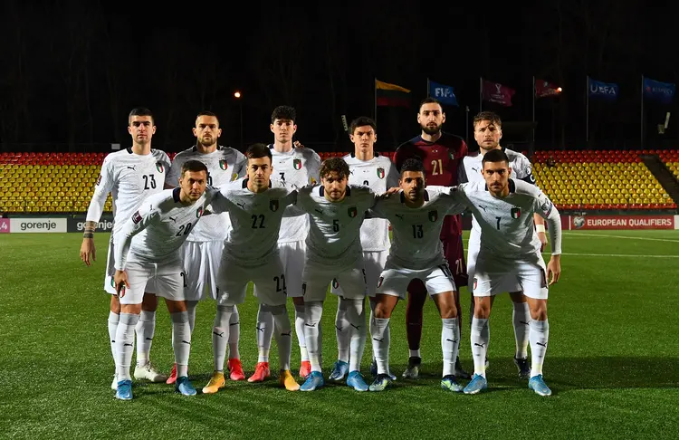 Os três jogos da fase de grupos da Itália, contra Turquia, Suíça e País de Gales, serão disputados em Roma, assim como um dos jogos das quartas-de-final (Claudio Villa/Getty Images)