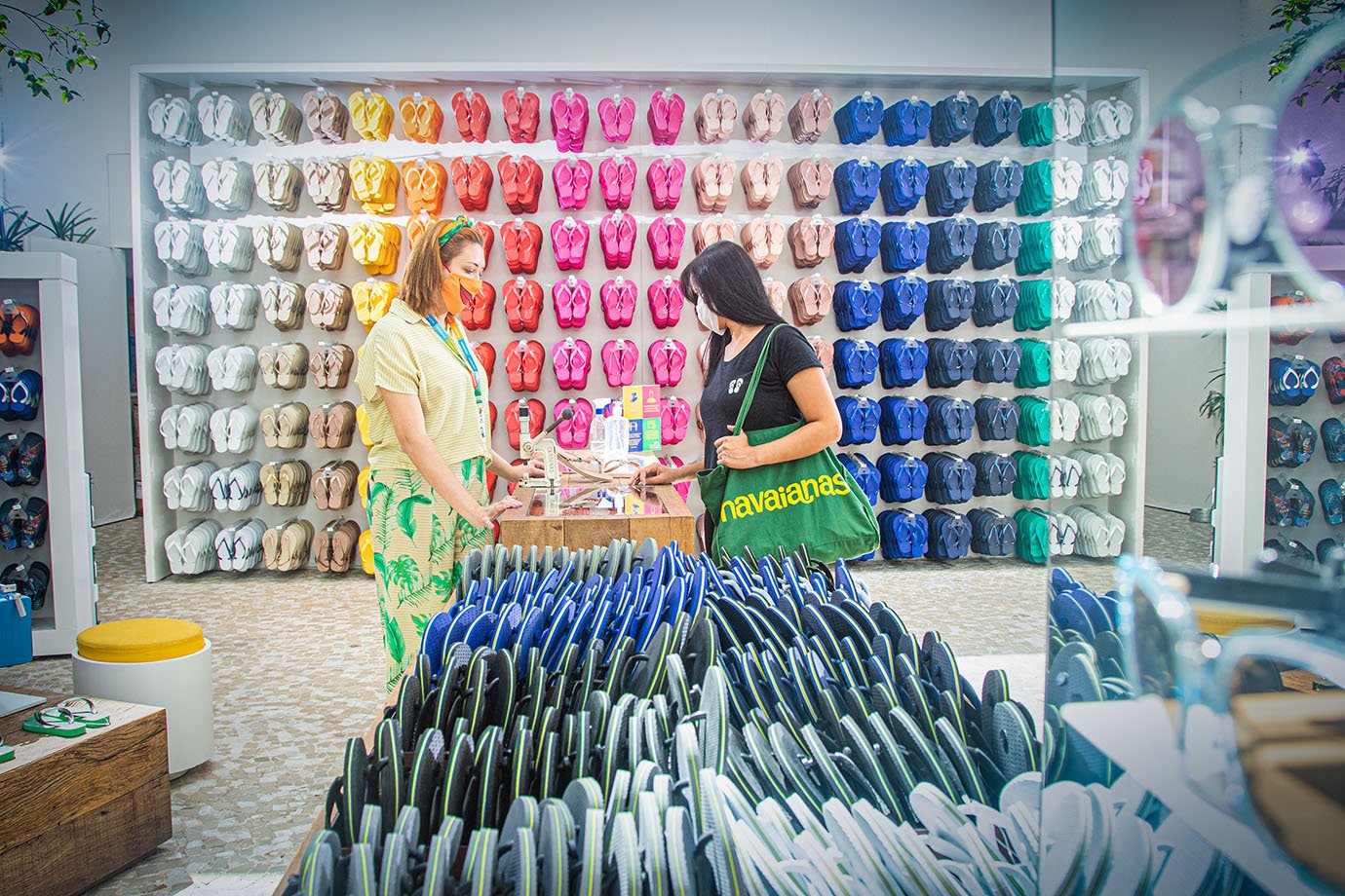 Havainas - loja Concept da marca na Oscar Freire em São Paulo Capital
foto: Leandro Fonseca
data: 07/04/2021