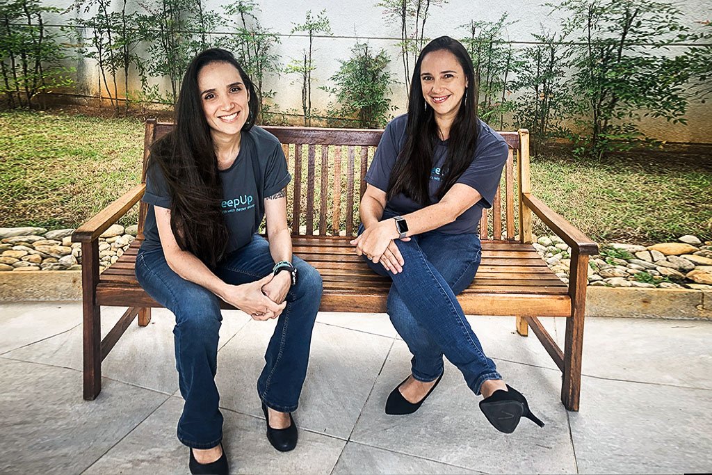 Renata Redondo Bonaldi e Paula Villena Redondo, fundadoras da SleepUp (SleepUp/Divulgação)
