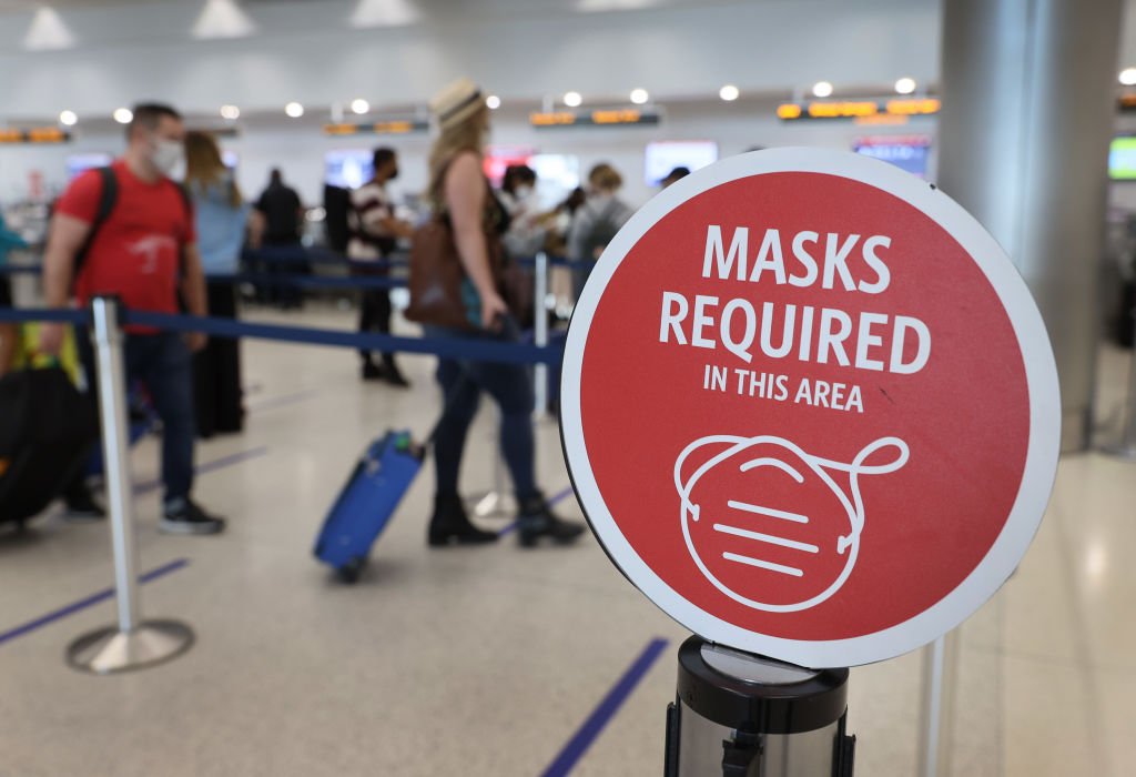 Agenda da CPI da Covid; Miami vacina em aeroporto e tudo para ler hoje