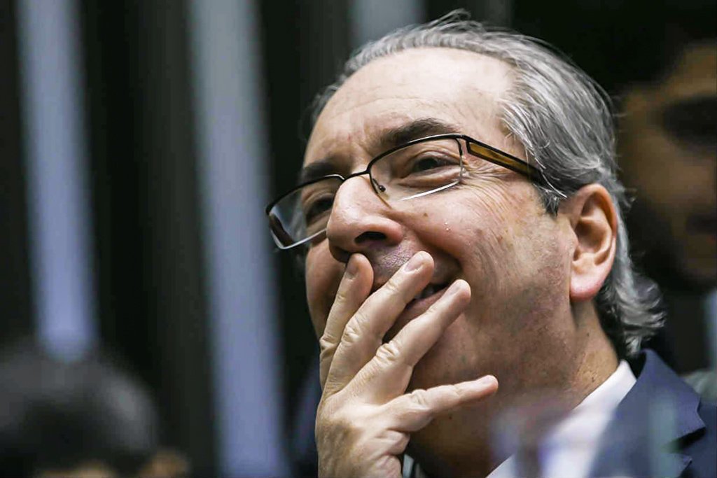 Desembargador revoga última prisão de Cunha, que responderá em liberdade