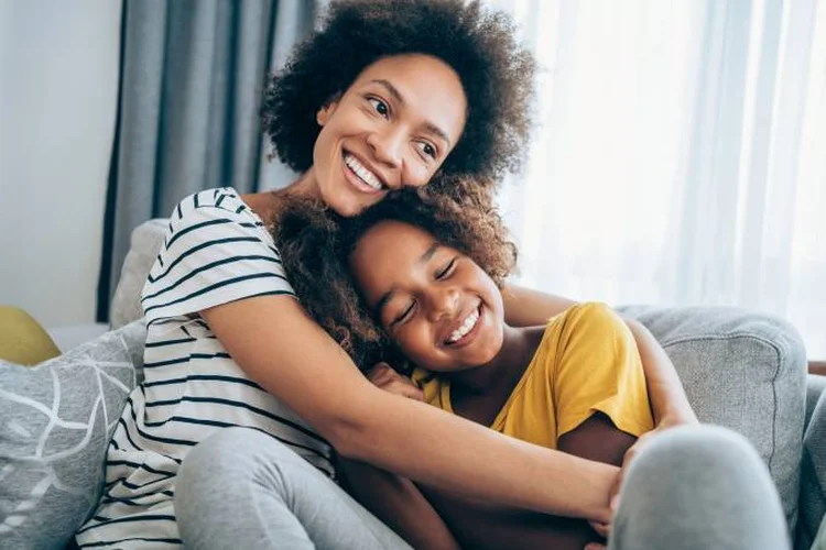 Dia das Mães vai acontecer no dia 14 de maio este ano (VioletaStoimenova/Getty Images)