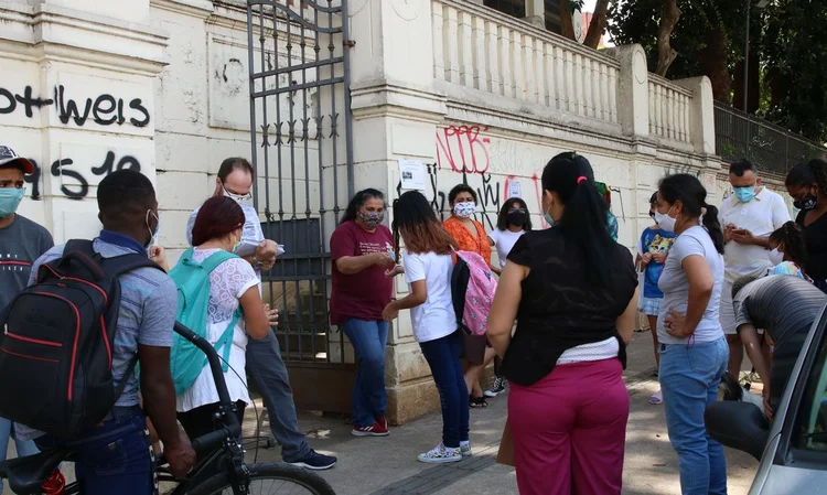 Escolas: especialistas apontam que, para além da nomenclatura, é preciso prioridade de fato à educação na pandemia (Rovena Rosa/Agência Brasil)