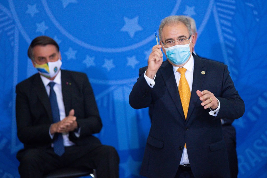 Bolsonaro: Decisão sobre máscara é de Queiroga e governadores