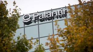 Palantir e Nuclear Company firmam acordo para acelerar construção de usinas nucleares com IA