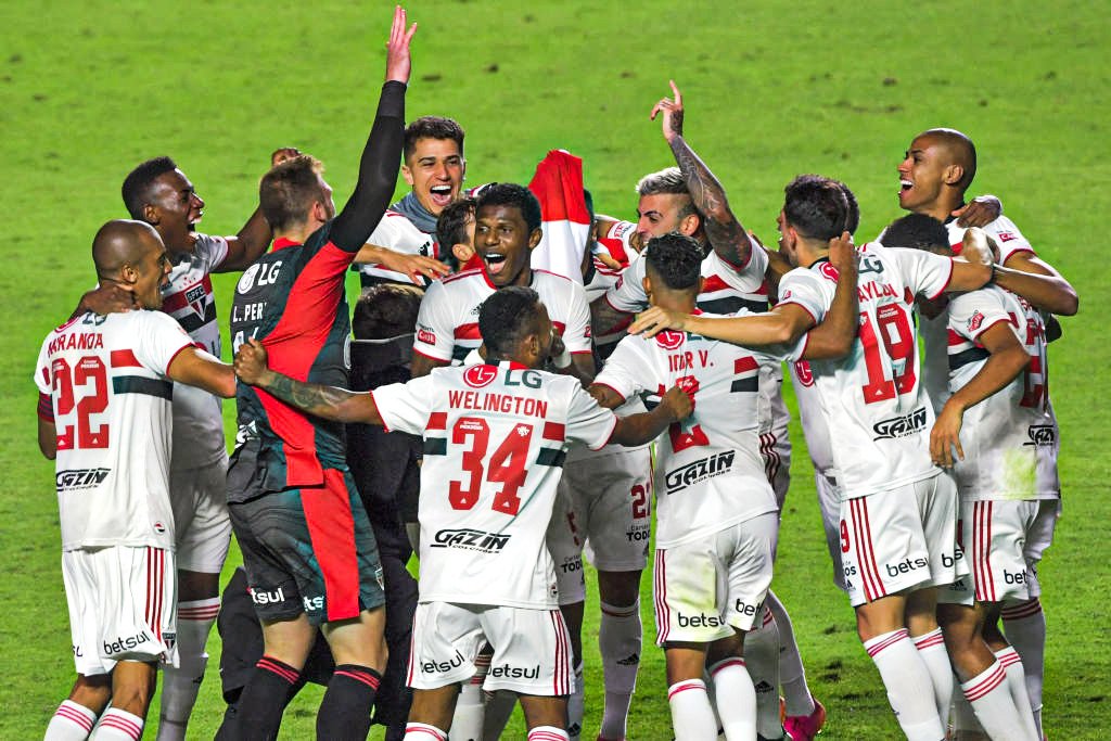 São Paulo vence o Palmeiras e abre vantagem na final do Campeonato Paulista  - Superesportes
