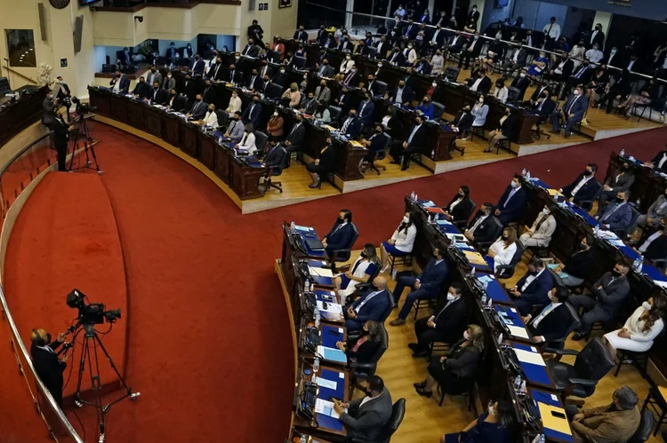 Cerimônia de posse da Assembleia Legislativa, com maioria do partido governante Novas Ideias (NI), em San Salvador

 (Agência France-Presse/AFP)