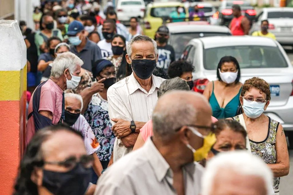 Vendas de vacinas contra covid podem gerar até US$ 190 bi para fabricantes