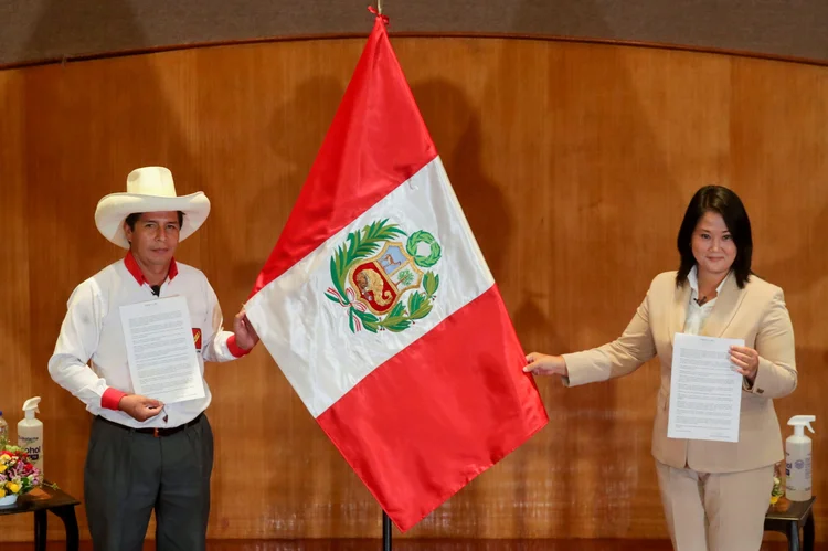 Candidados presidenciais do Peru, Pedro Castillo e Keiko Fujimori: eleição acirrada (Sebastian Castaneda/Reuters)