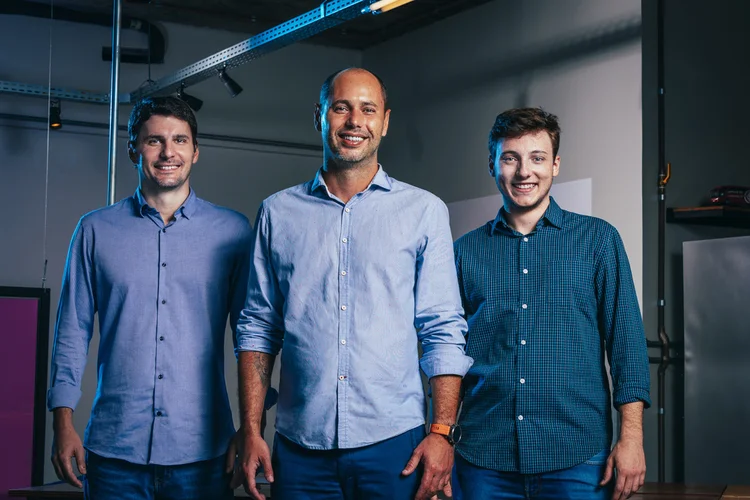 Daniel Kafruni, Lucas Kafruni e Eduardo Kafruni, sócios da Elofy: hrtech brasileira teve metade das operações compradas por multinacional italiana (Elfoy/Divulgação)
