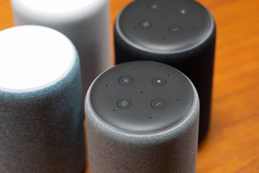 Amazon prepara Echo de parede, soundbar e tecnologia automotiva